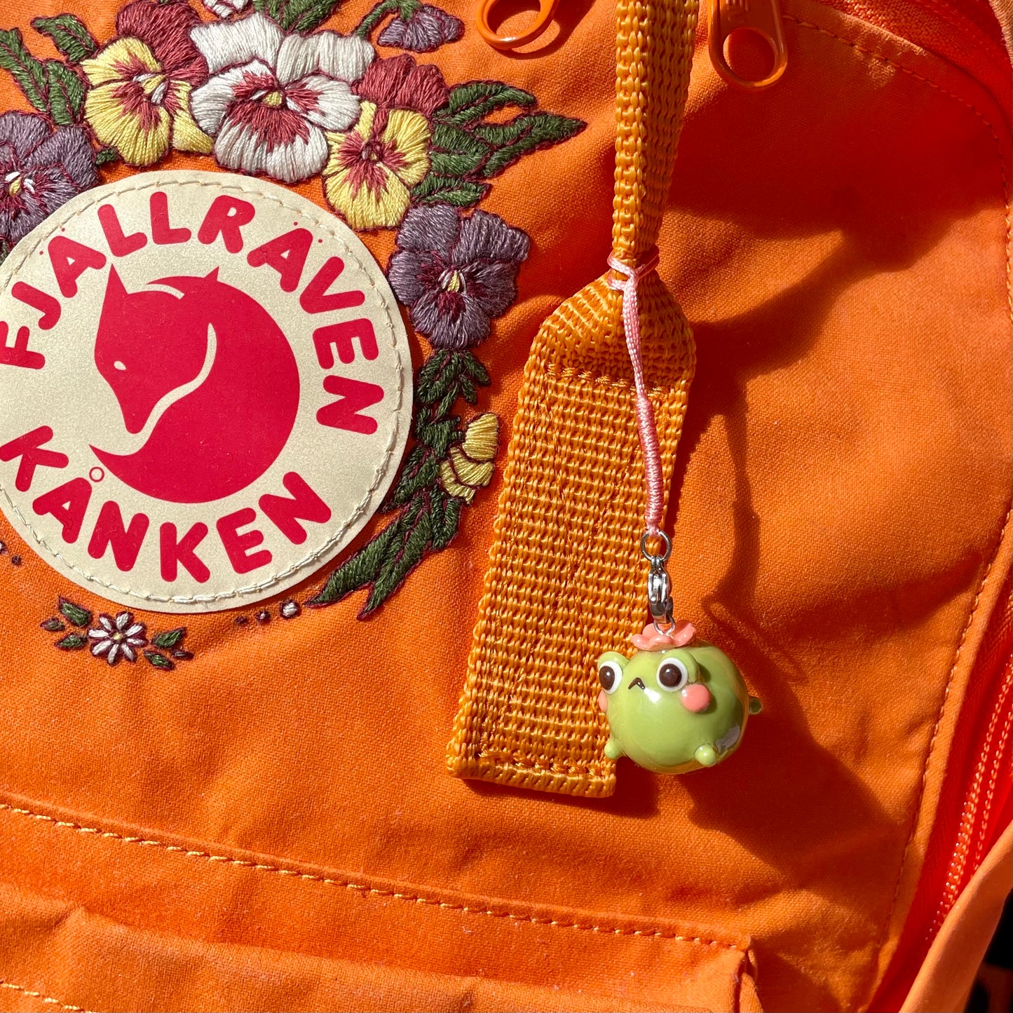 Sakura Frog