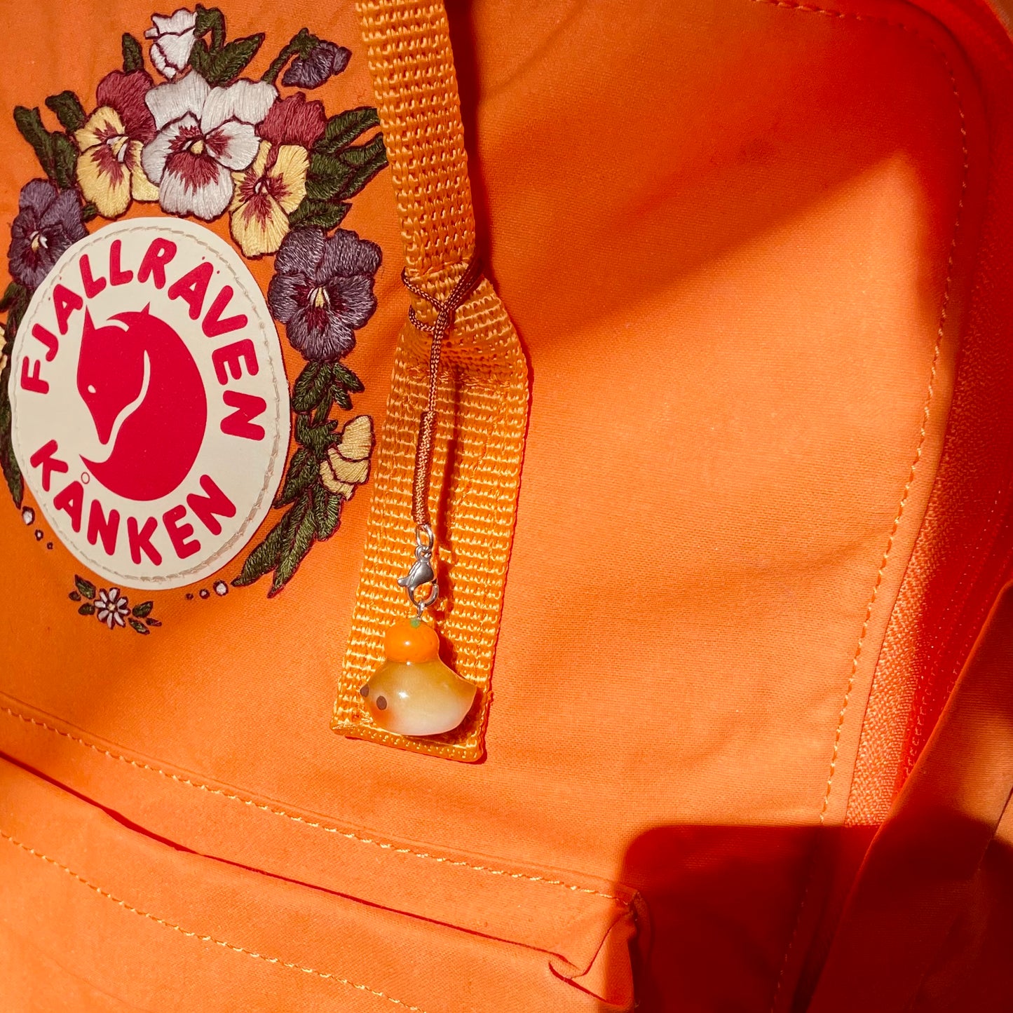 (Catalogue) Orange Sparrow