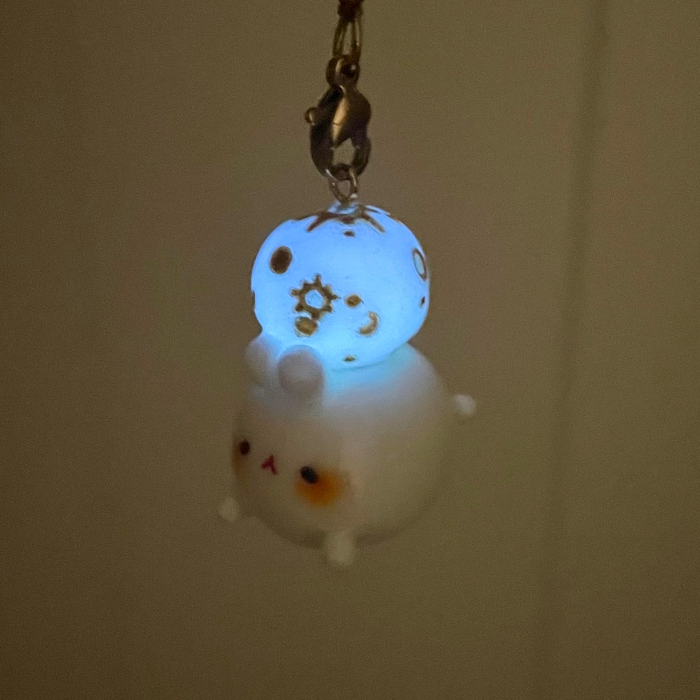 (Catalogue) Moon Bunny
