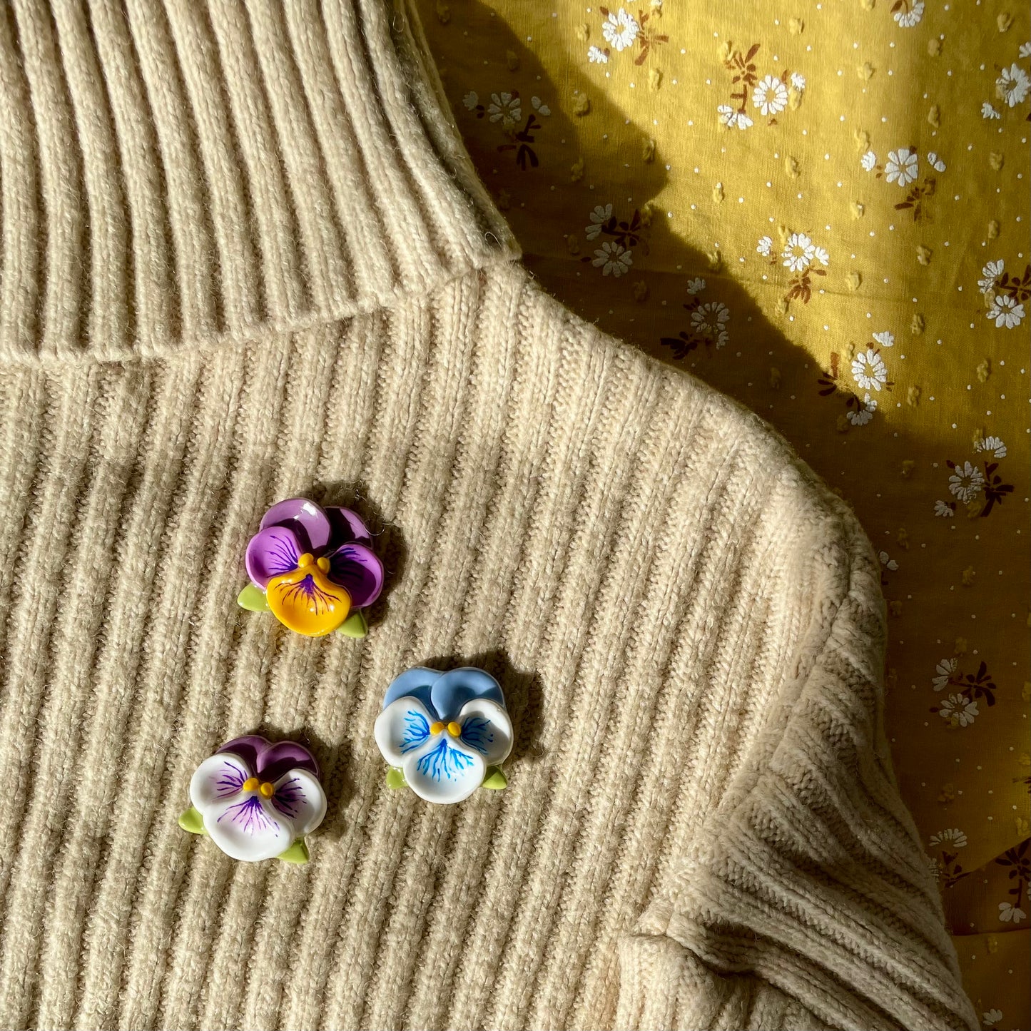 (clearance) Violet Flower