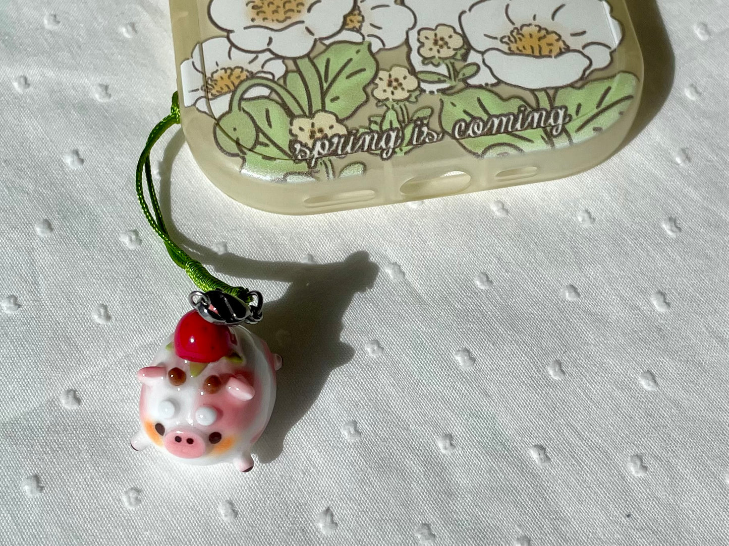 (Clearance) Strawberry Cow