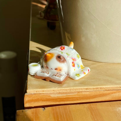 (Catalogue) Blanket Cat Pen Holder