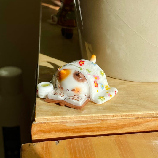 (Catalogue) Blanket Cat Pen Holder