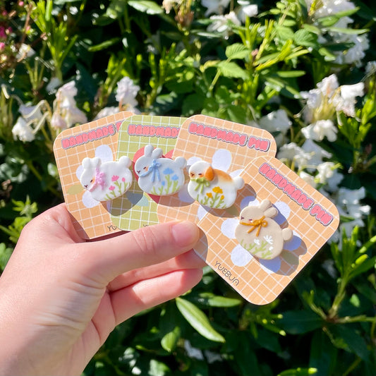 (Catalogue) Bunny Pins
