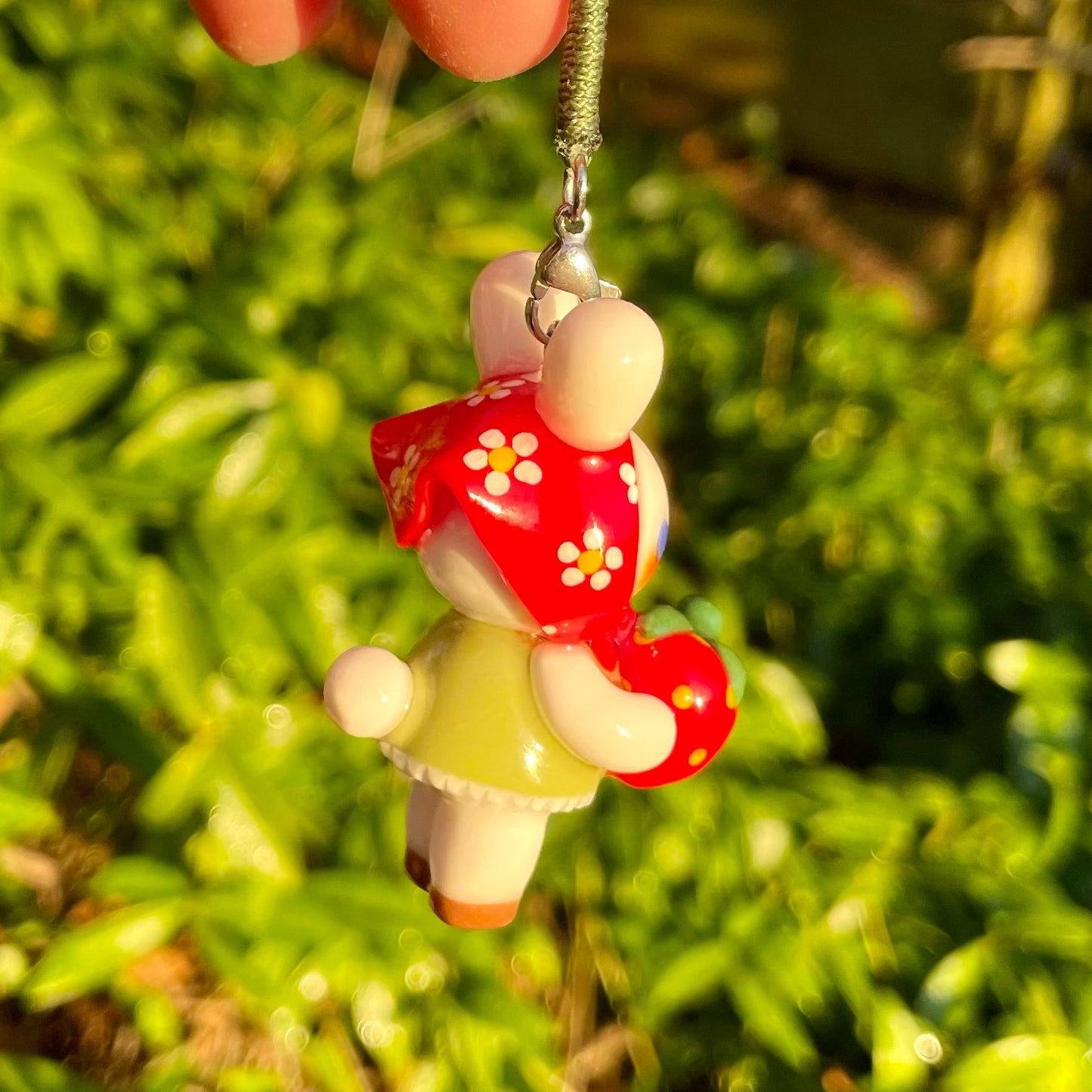 (Clearance) Jumbo Strawberry Bunny