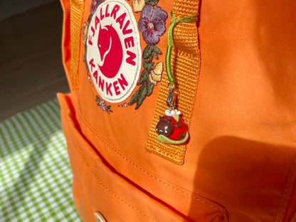 (Catalogue) Ladybug