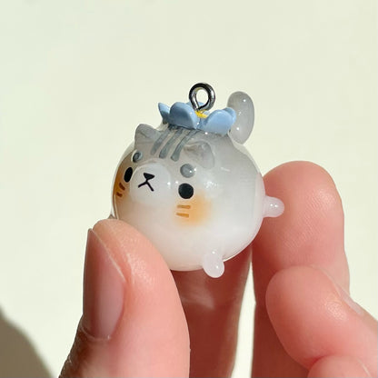 (Catalogue) Grey Tabby Cat