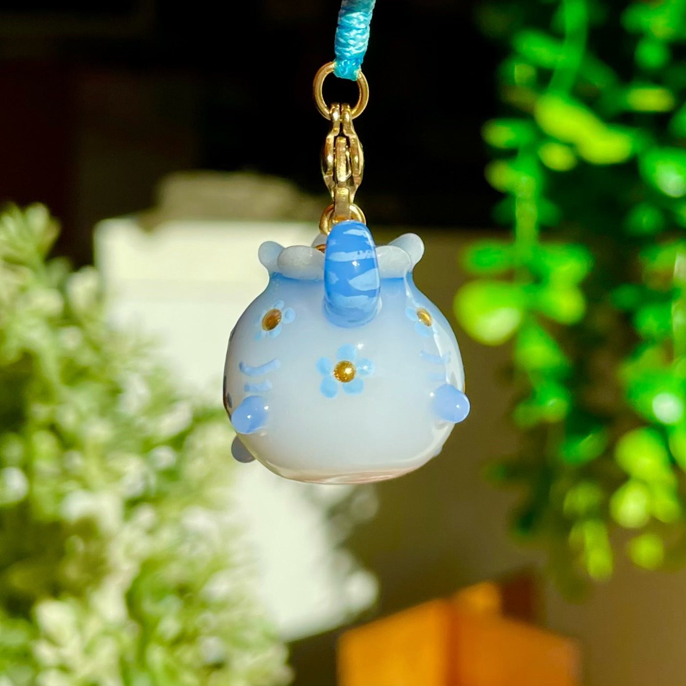 (Catalogue) (Glow) Blue Tiger